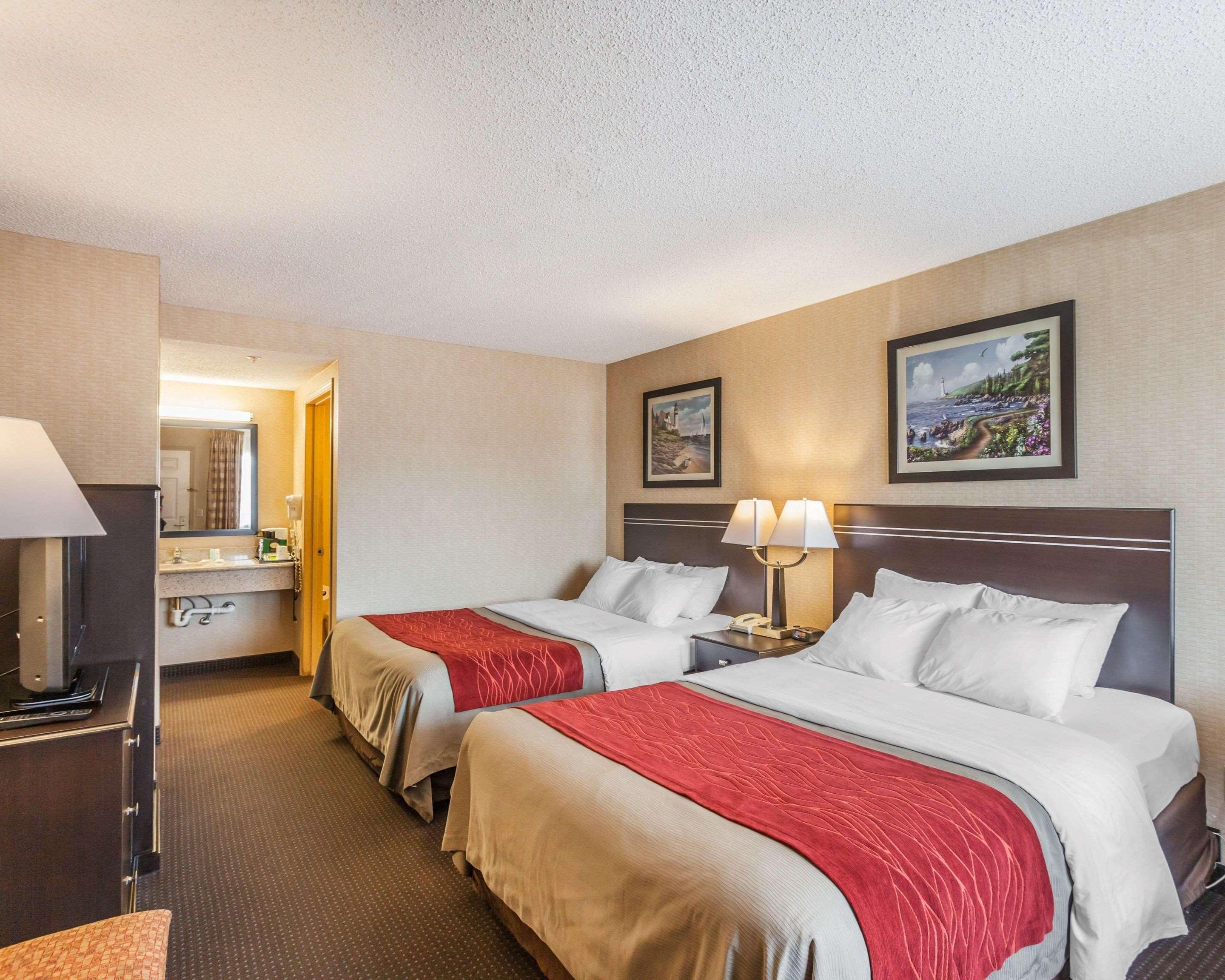 Comfort Inn On The Bay Port Orchard Esterno foto